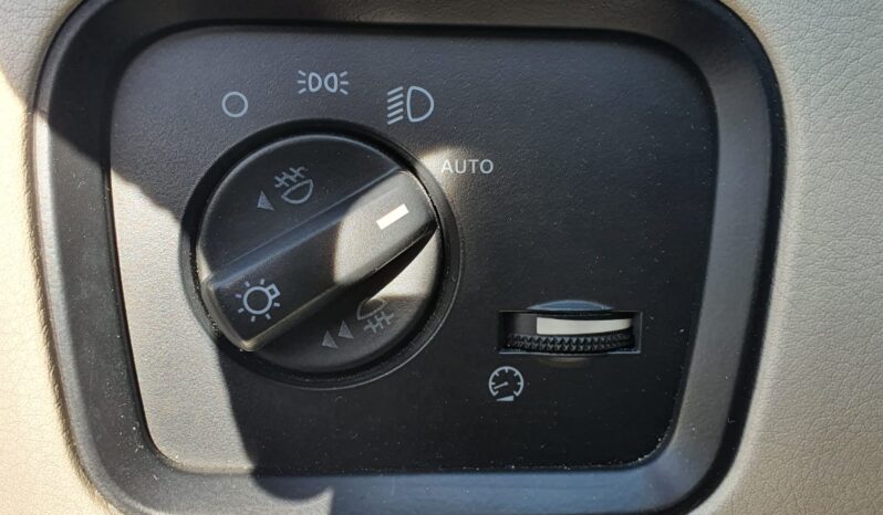 LAND ROVER RANGE ROVER SPORT 3.6V8 full